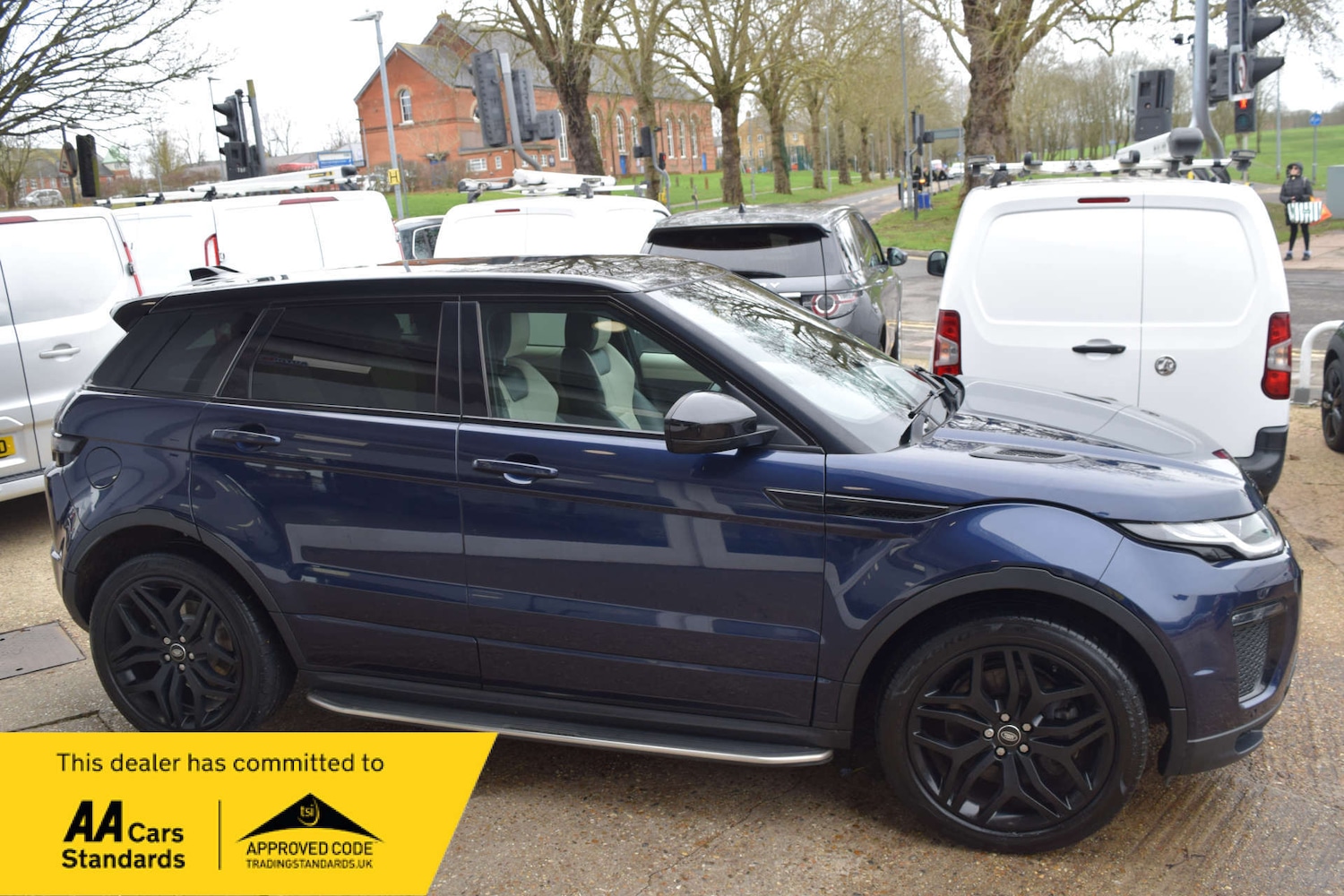 Used Land Rover Range Rover Evoque 2018 for sale - 77621845: Photo 2