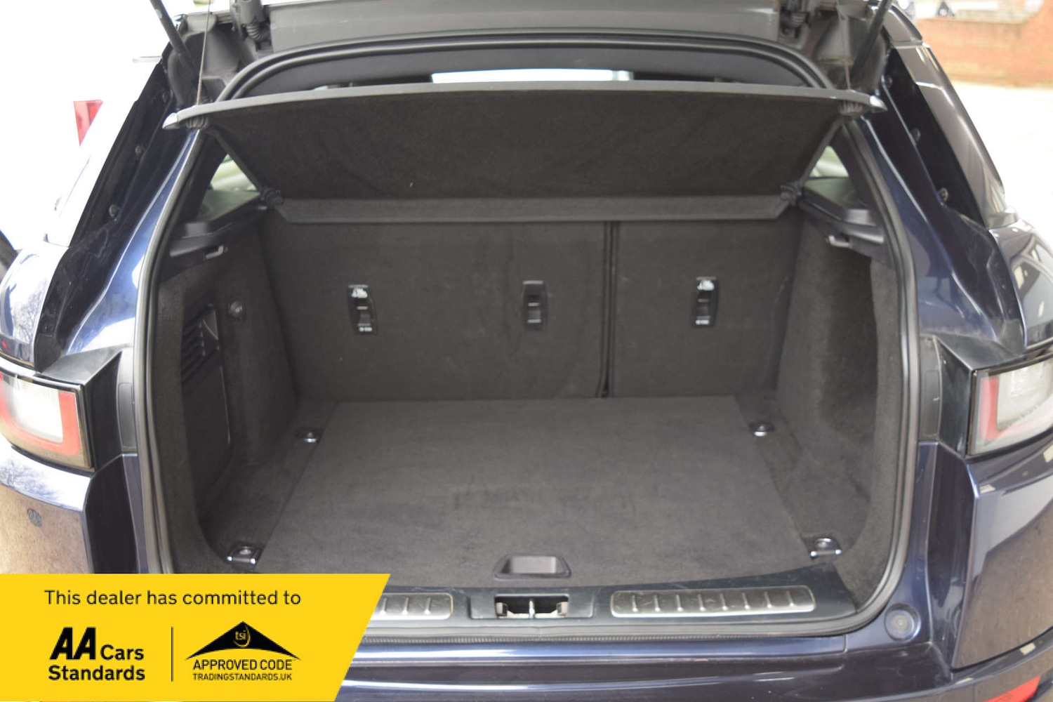 Used Land Rover Range Rover Evoque 2018 for sale - 77621845: Photo 36