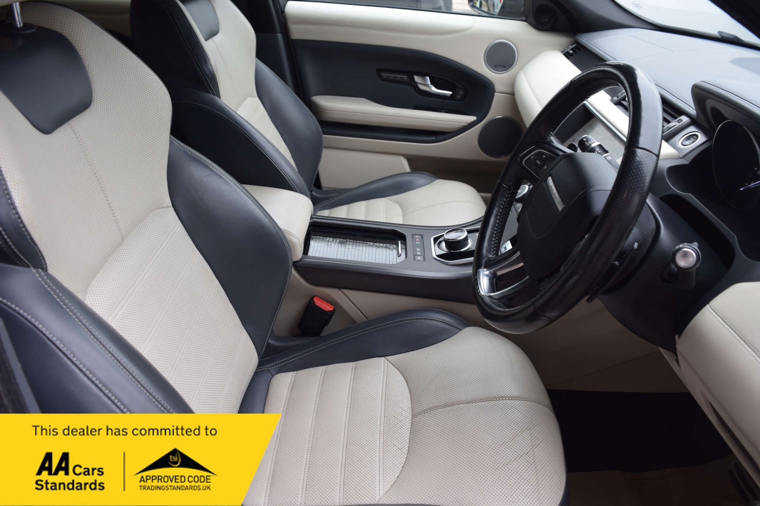 Used Land Rover Range Rover Evoque 2018 for sale - 77621845: Photo 45