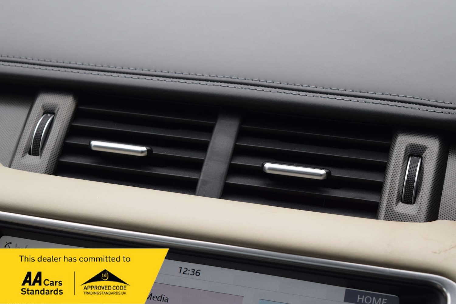 Used Land Rover Range Rover Evoque 2018 for sale - 77621845: Photo 53