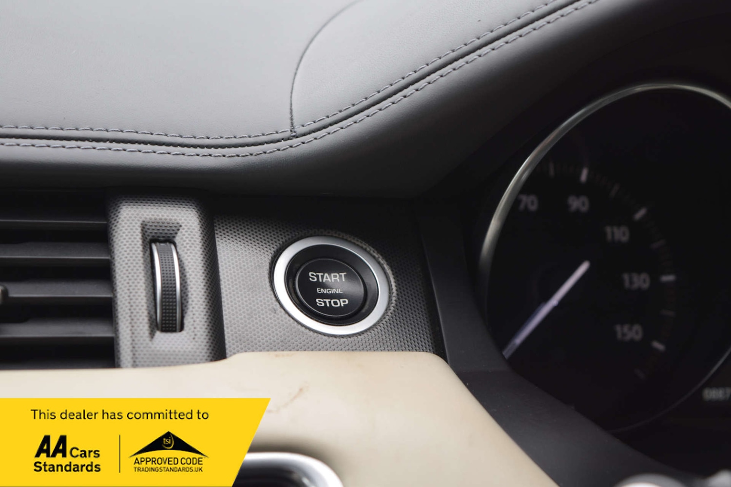 Used Land Rover Range Rover Evoque 2018 for sale - 77621845: Photo 54