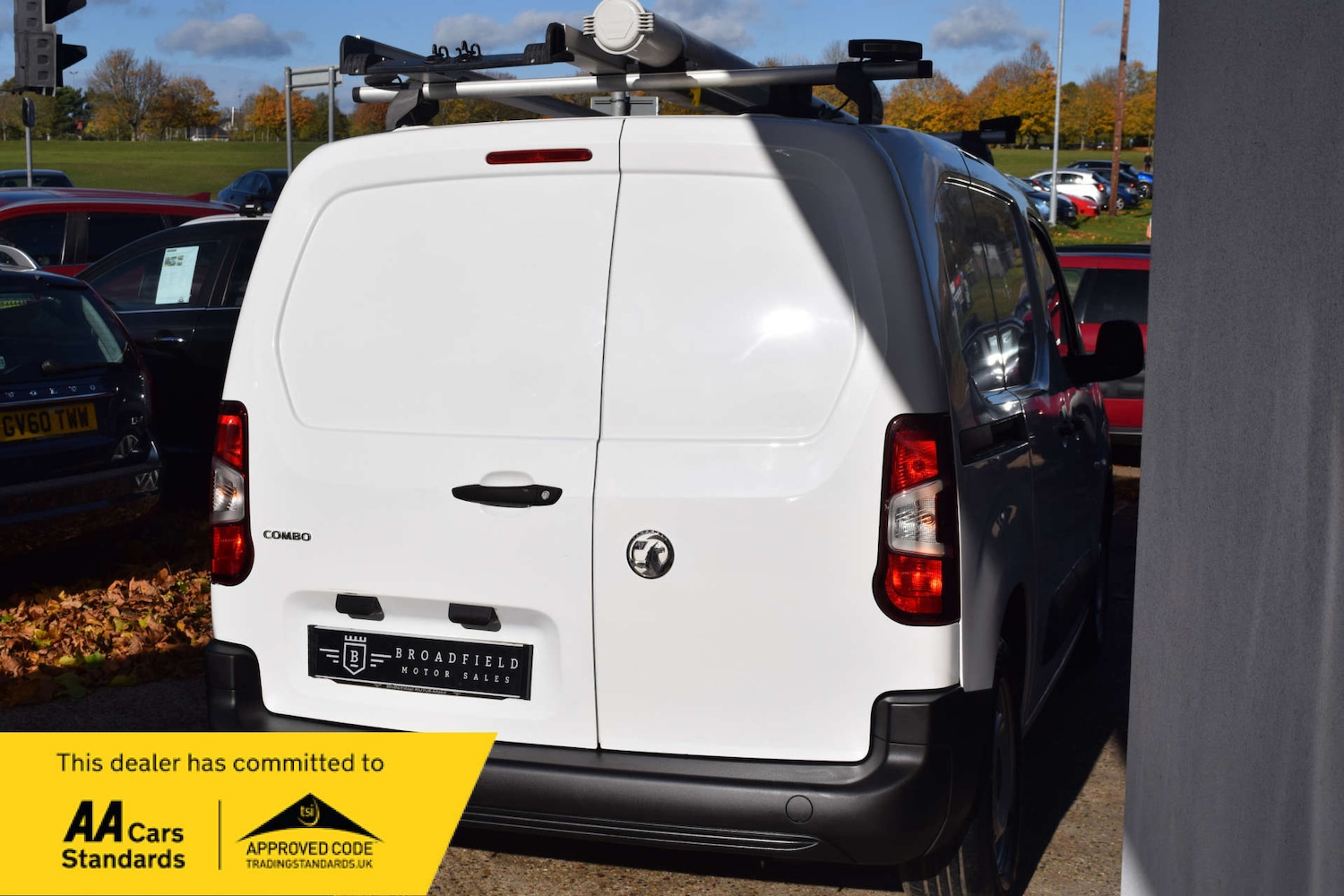 Used Vauxhall Combo 2019 for sale - 76366191: Photo 3