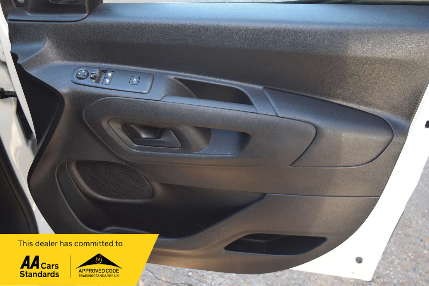 Used Vauxhall Combo 2019 for sale - 76366191: Photo 34