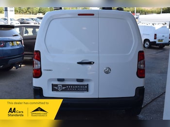 Used Vauxhall Combo 2019 for sale - 79457980: Photo