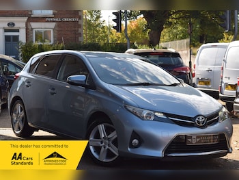 Used Toyota Auris 2013 for sale - 76115698: Photo