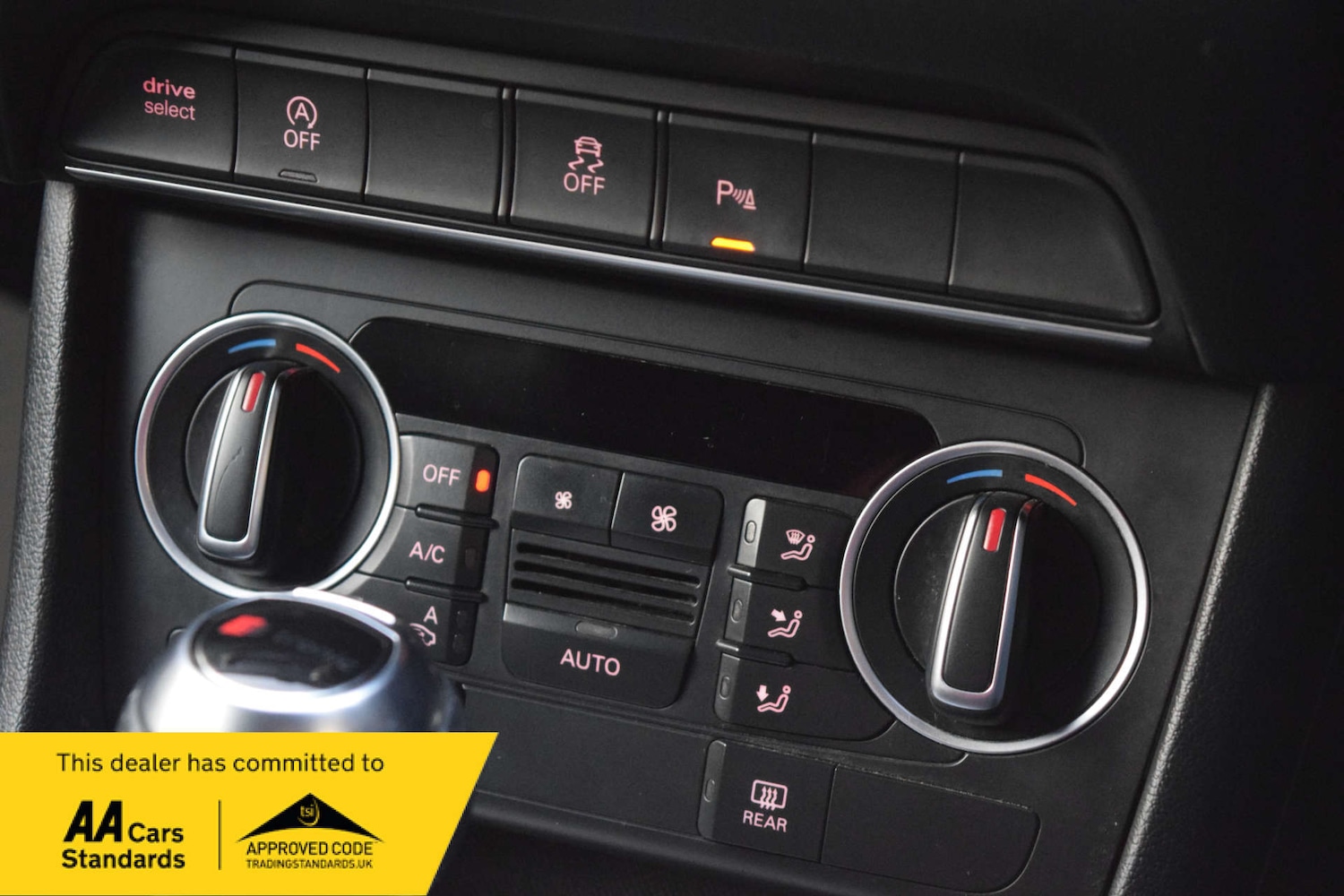 Used Audi Q3 2015 for sale - 77669299: Photo 61