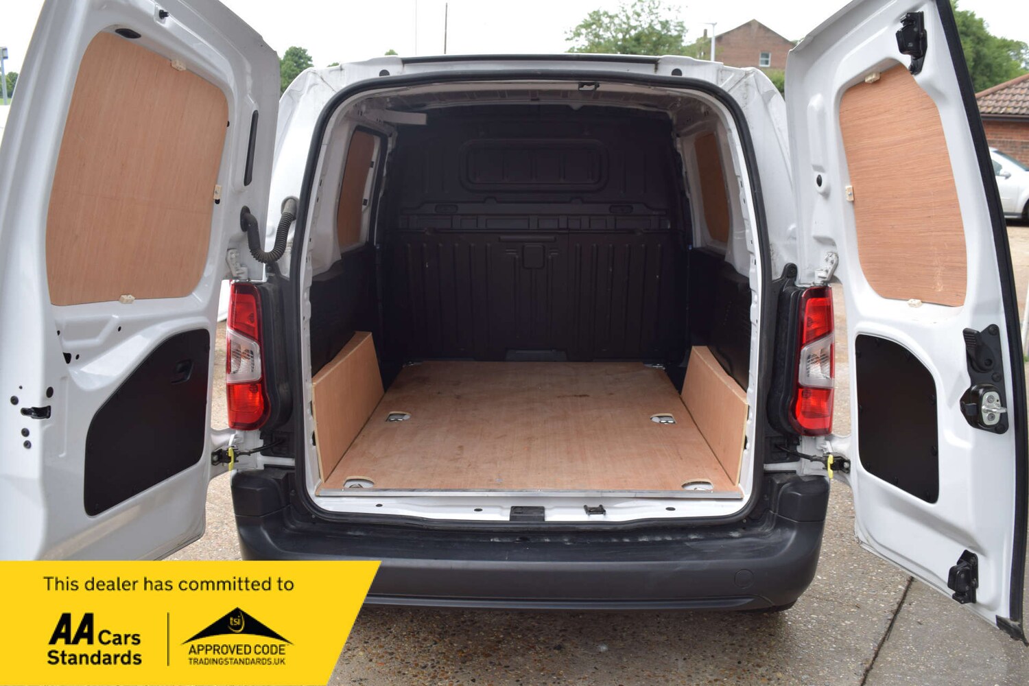 Used Citroen Berlingo 2023 for sale - 76363798: Photo 26
