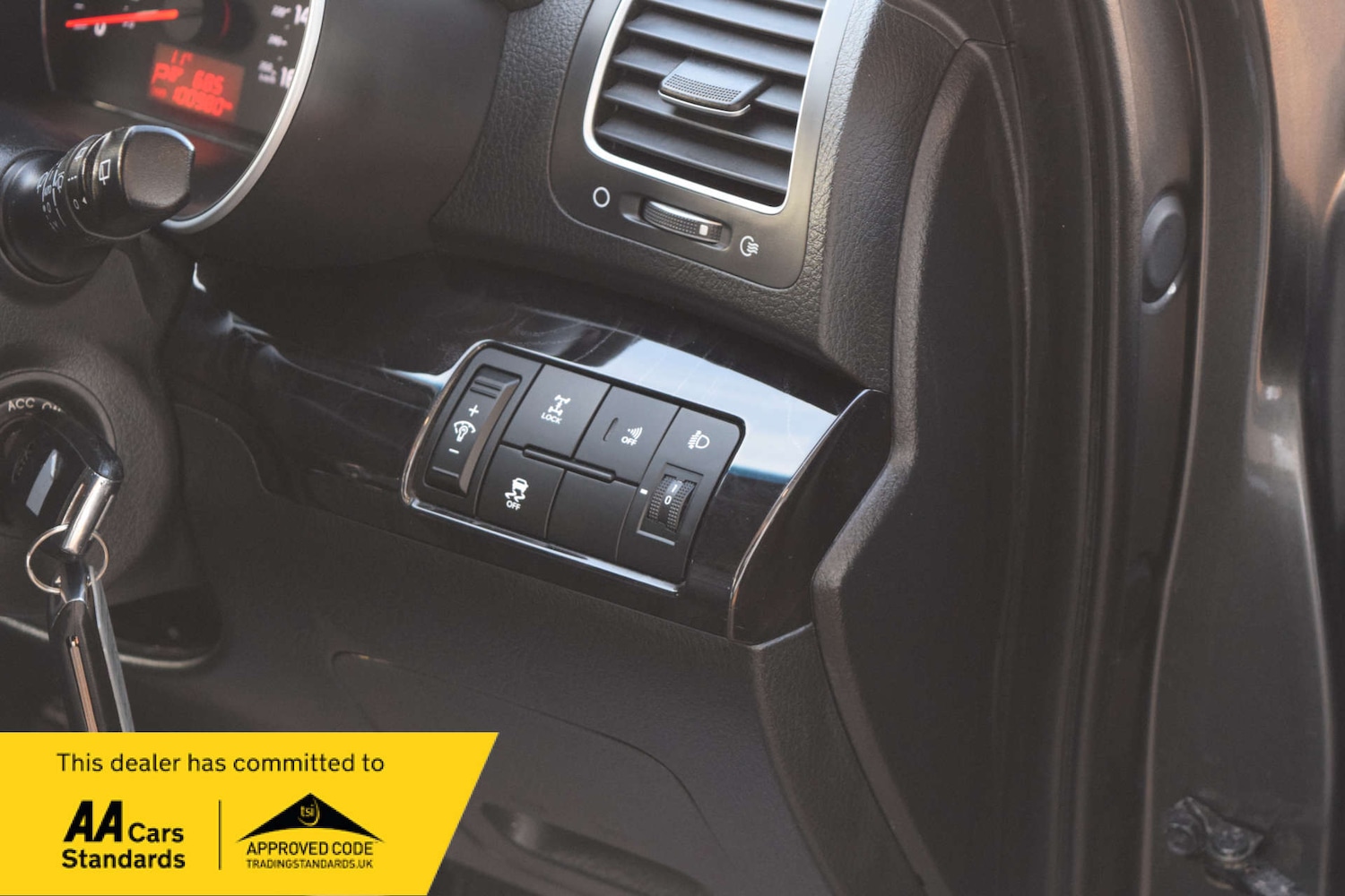 Used Kia Sorento 2014 for sale - 77383361: Photo 44