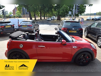 Used MINI Convertible 2017 for sale - 79245537: Photo