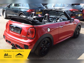 Used MINI Convertible 2017 for sale - 79245537: Photo