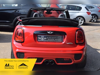 Used MINI Convertible 2017 for sale - 79245537: Photo