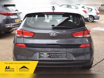 Used Hyundai i30 2017 for sale - 78510756: Photo