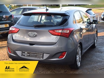 Used Hyundai i30 2014 for sale - 77022297: Photo