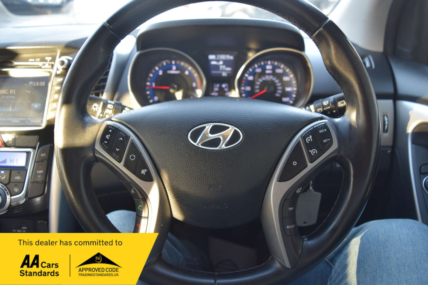 Used Hyundai i30 2014 for sale - 77022297: Photo 46