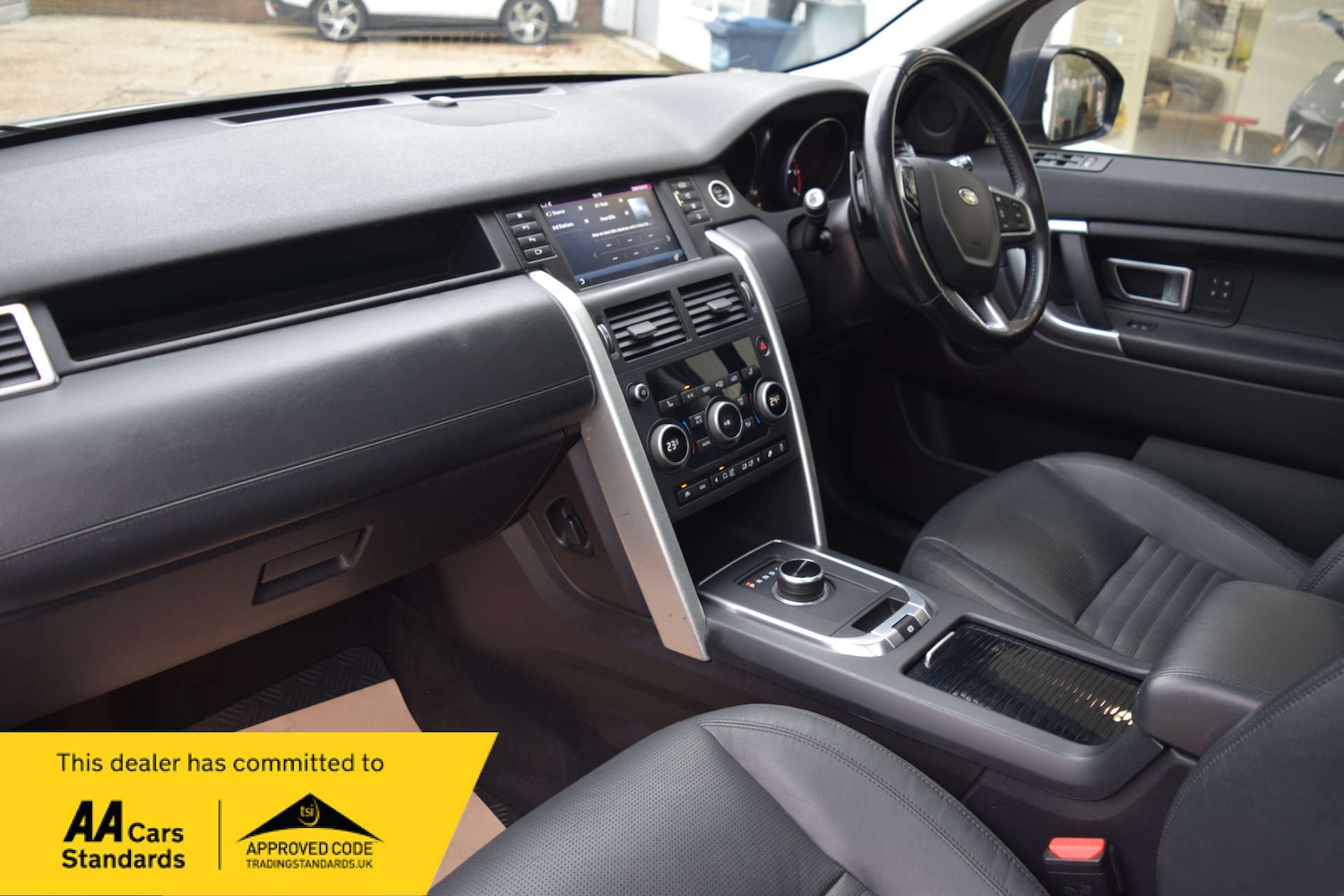 Used Land Rover Discovery Sport 2016 for sale - 77594805: Photo 26