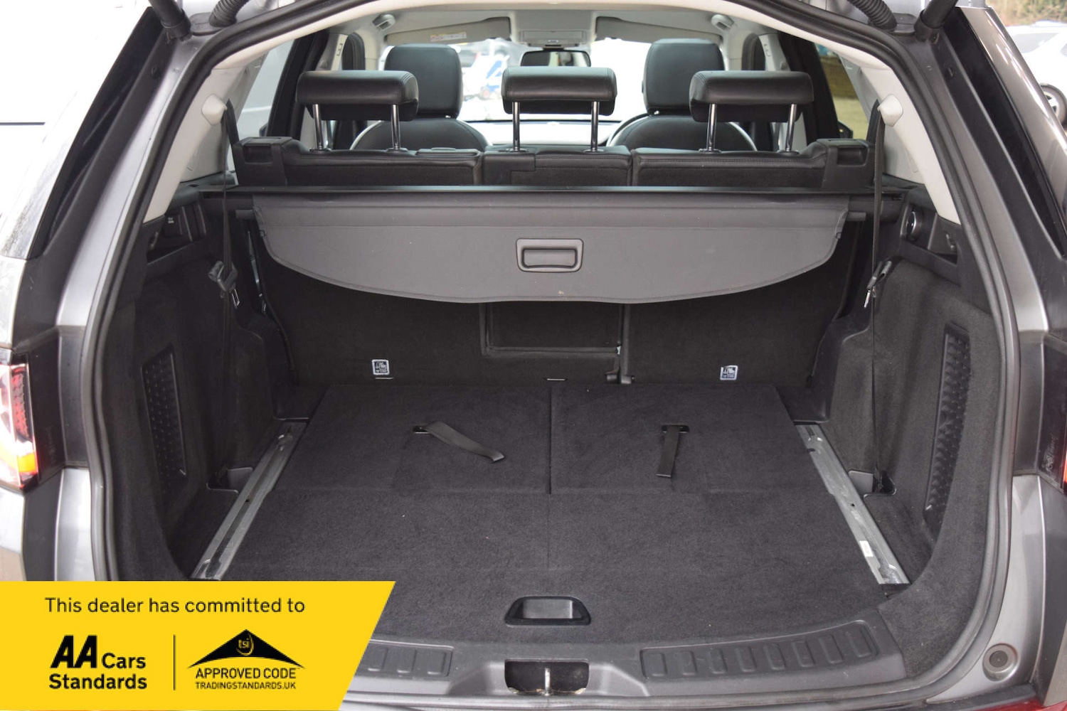 Used Land Rover Discovery Sport 2016 for sale - 77594805: Photo 32