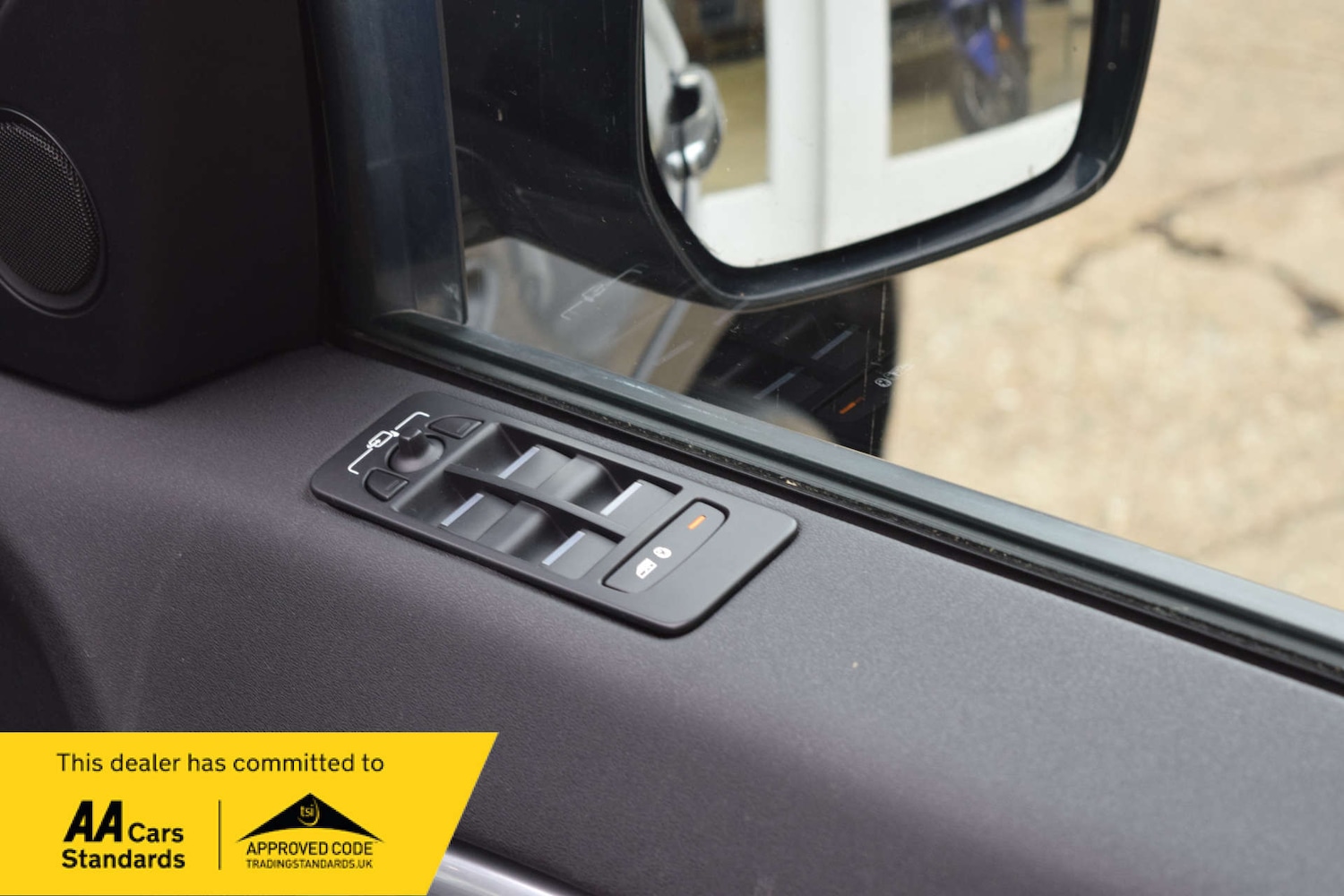 Used Land Rover Discovery Sport 2016 for sale - 77594805: Photo 40