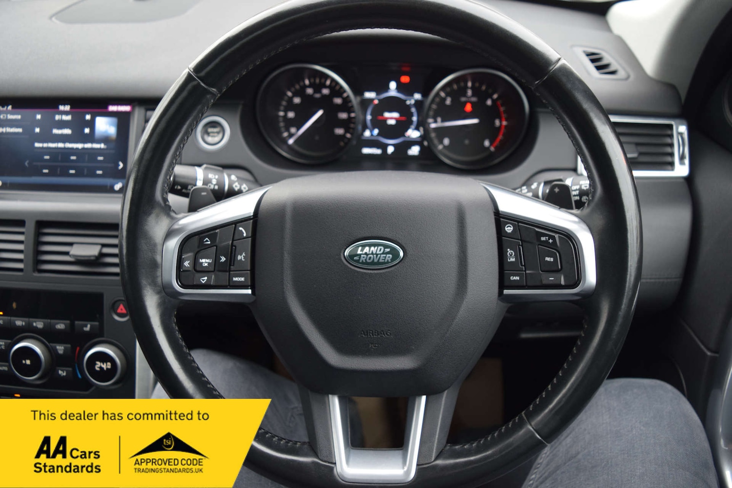 Used Land Rover Discovery Sport 2016 for sale - 77594805: Photo 49
