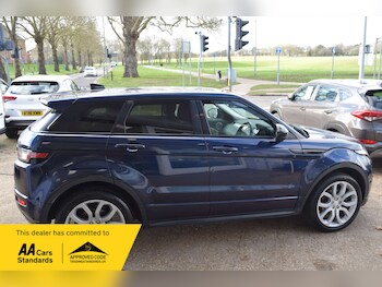 Used Land Rover Range Rover Evoque 2017 for sale - 77640522: Photo