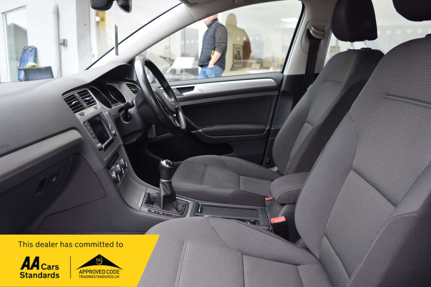 Used Volkswagen Golf 2016 for sale - 77301699: Photo 31