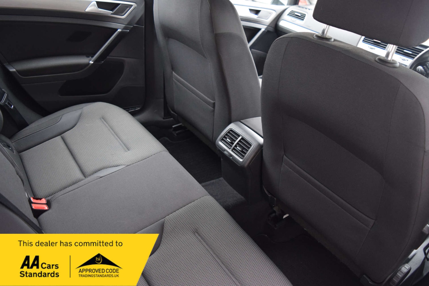 Used Volkswagen Golf 2016 for sale - 77301699: Photo 37