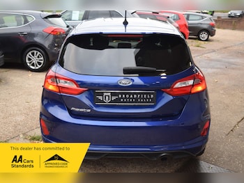 Used Ford Fiesta 2018 for sale - 76089428: Photo
