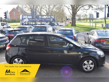 Used Kia Ceed 2011 for sale - 78111276: Photo