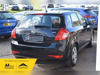 Used Kia Ceed 2011 for sale - 78111276: Photo
