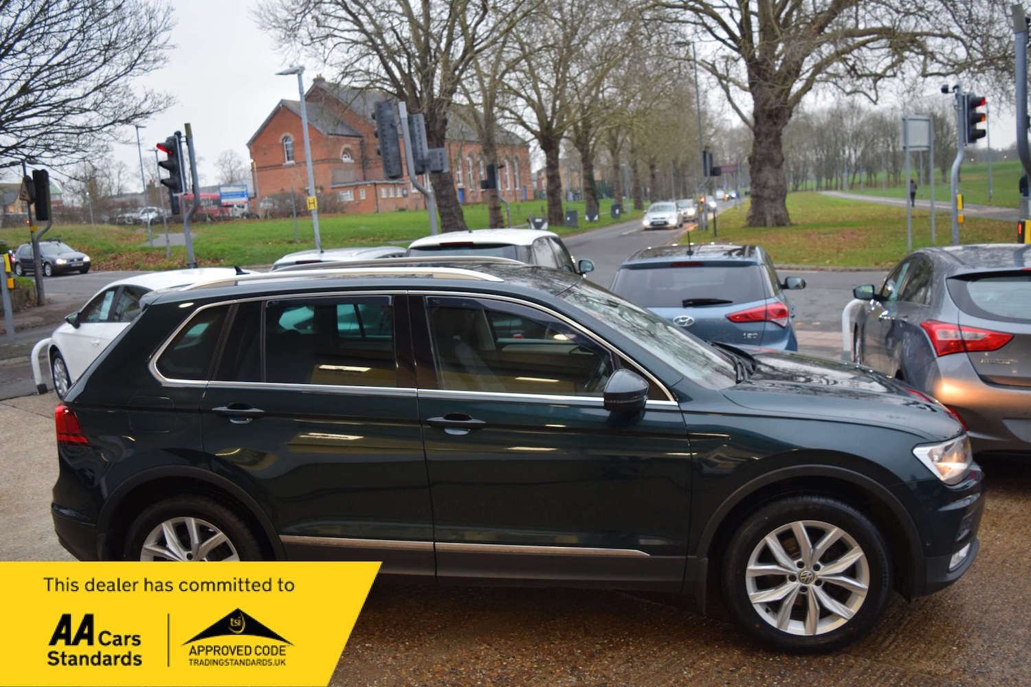 Used Volkswagen Tiguan 2016 for sale - 77038523: Photo 2