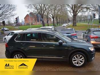 Used Volkswagen Tiguan 2016 for sale - 77038523: Photo