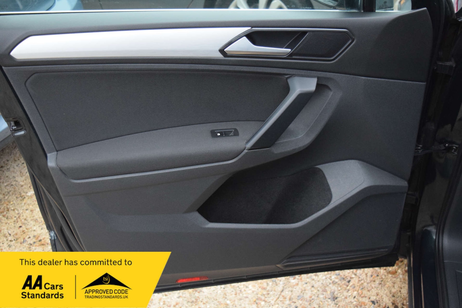 Used Volkswagen Tiguan 2016 for sale - 77038523: Photo 36