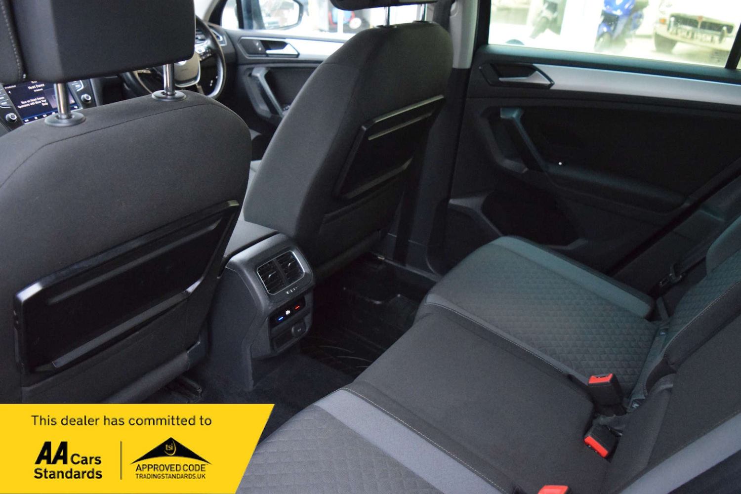 Used Volkswagen Tiguan 2016 for sale - 77038523: Photo 37