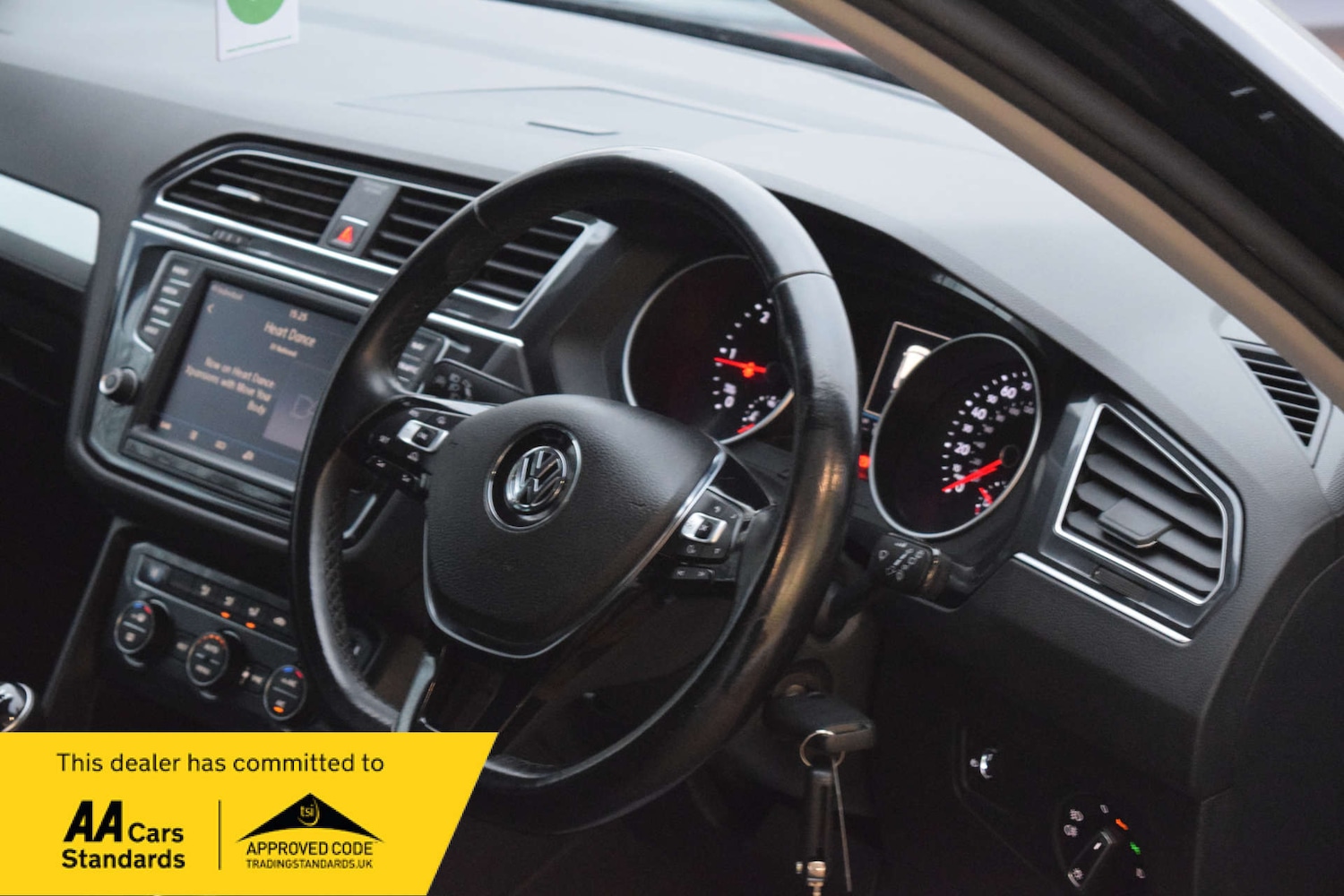 Used Volkswagen Tiguan 2016 for sale - 77038523: Photo 43