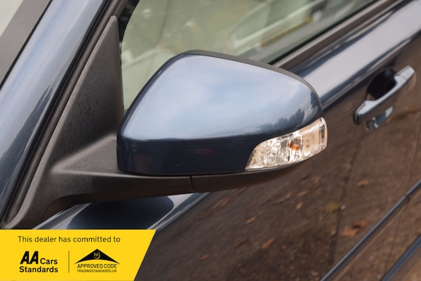 Used Volvo V50 2010 for sale - 76290981: Photo 13