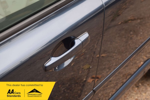 Used Volvo V50 2010 for sale - 76290981: Photo 14