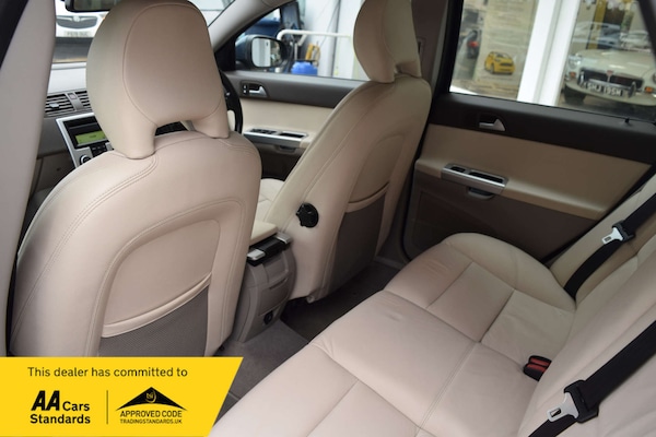 Used Volvo V50 2010 for sale - 76290981: Photo 35