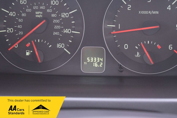 Used Volvo V50 2010 for sale - 76290981: Photo 50