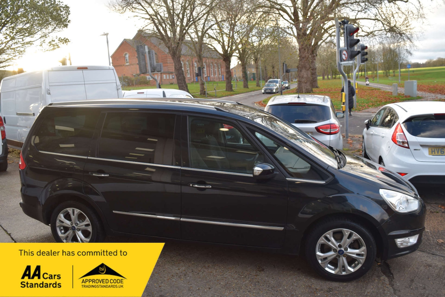 Used Ford Galaxy 2011 for sale - 76628257: Photo 2