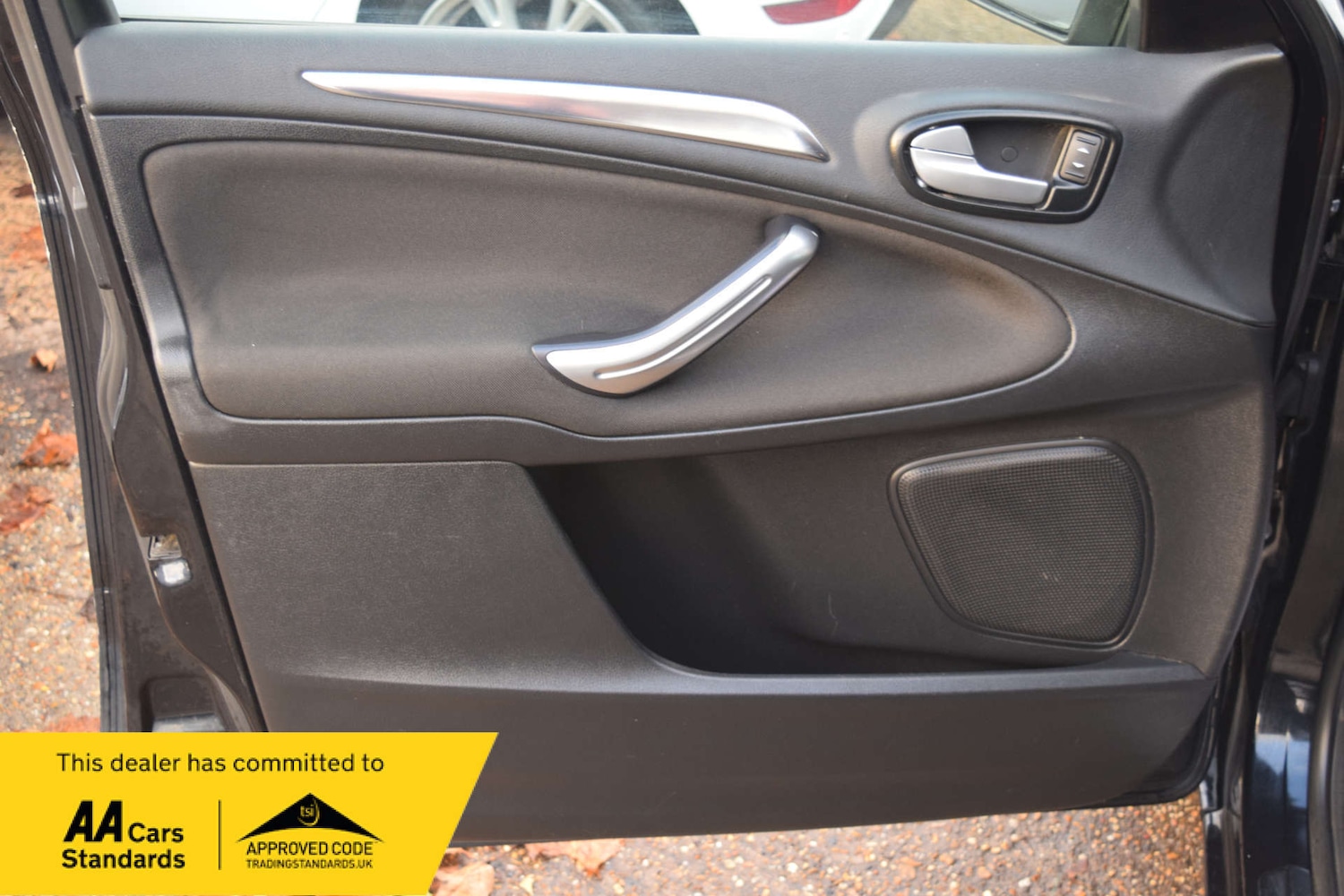 Used Ford Galaxy 2011 for sale - 76628257: Photo 32