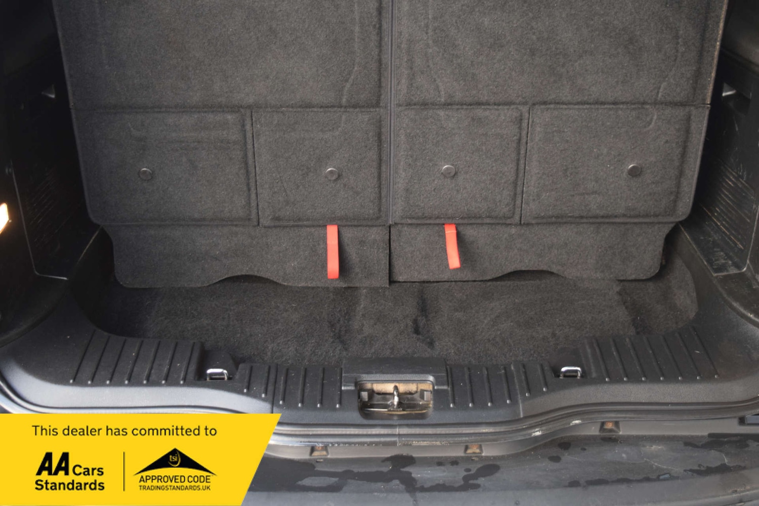 Used Ford Galaxy 2011 for sale - 76628257: Photo 36