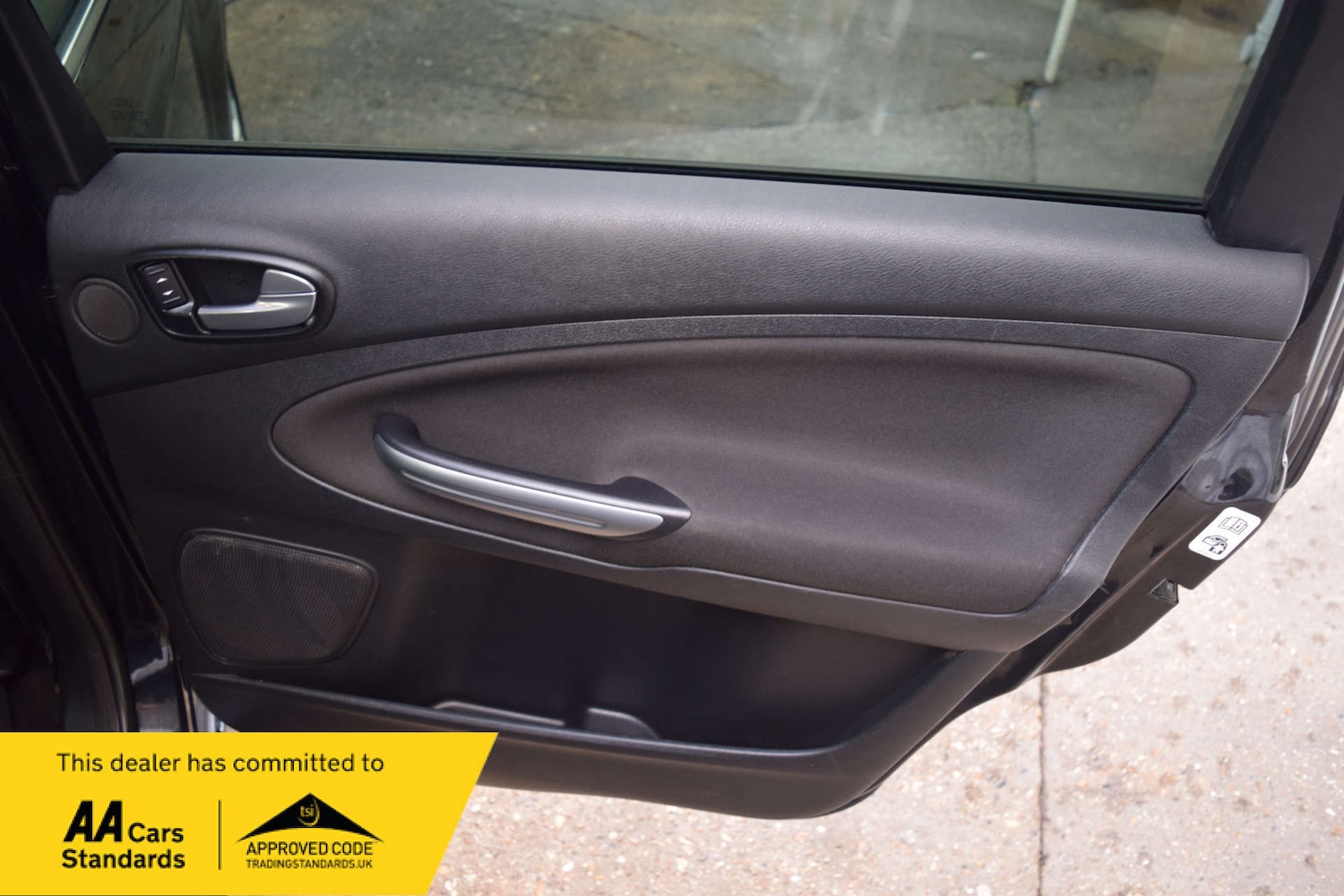 Used Ford Galaxy 2011 for sale - 76628257: Photo 40