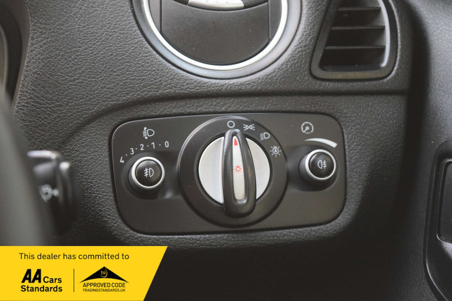 Used Ford Galaxy 2011 for sale - 76628257: Photo 51