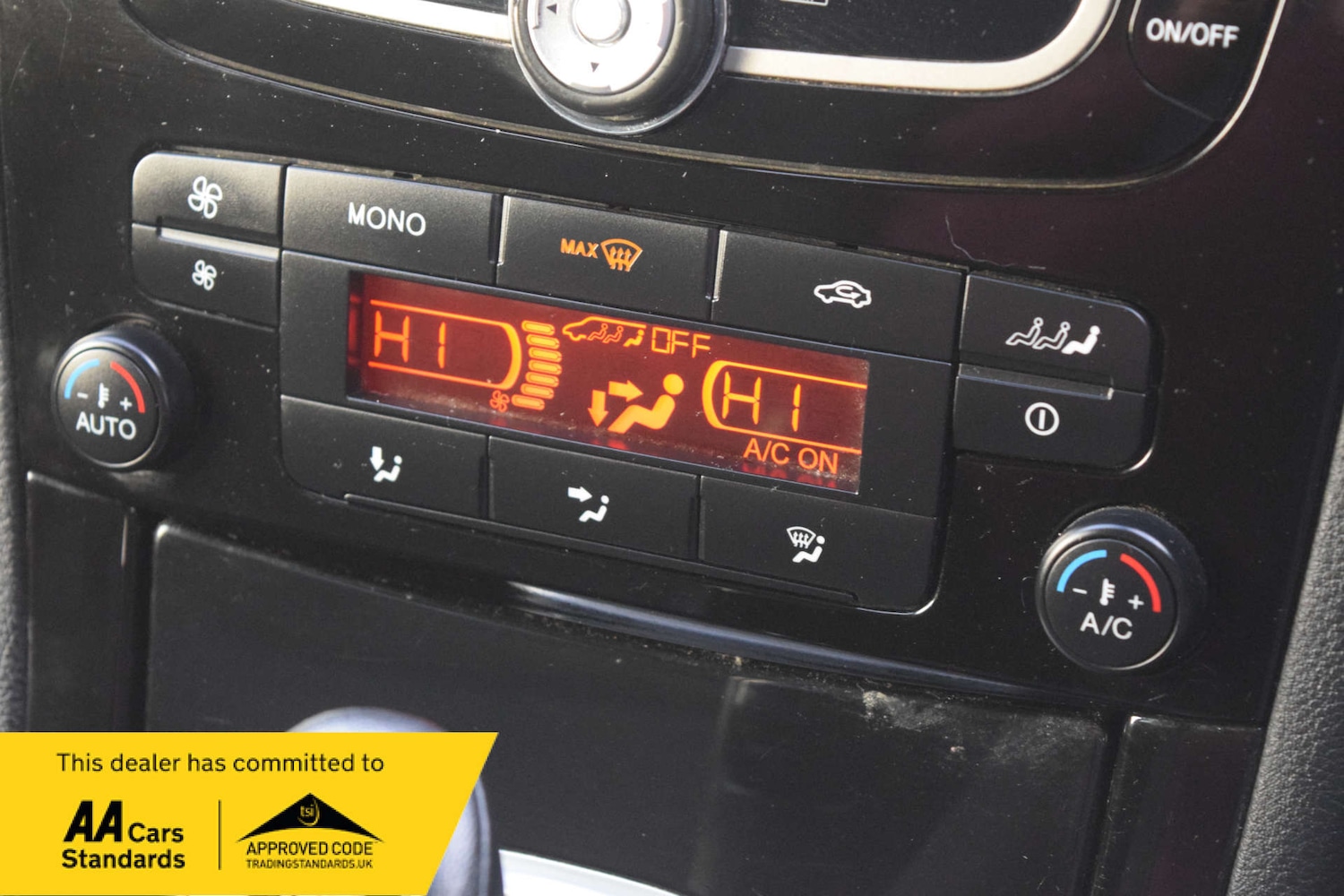 Used Ford Galaxy 2011 for sale - 76628257: Photo 55