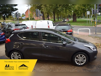 Used Kia Ceed 2012 for sale - 76082867: Photo