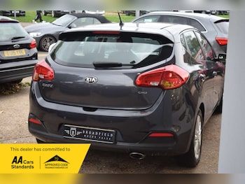 Used Kia Ceed 2012 for sale - 76082867: Photo