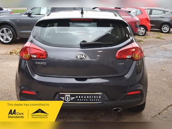 Used Kia Ceed 2012 for sale - 76082867: Photo