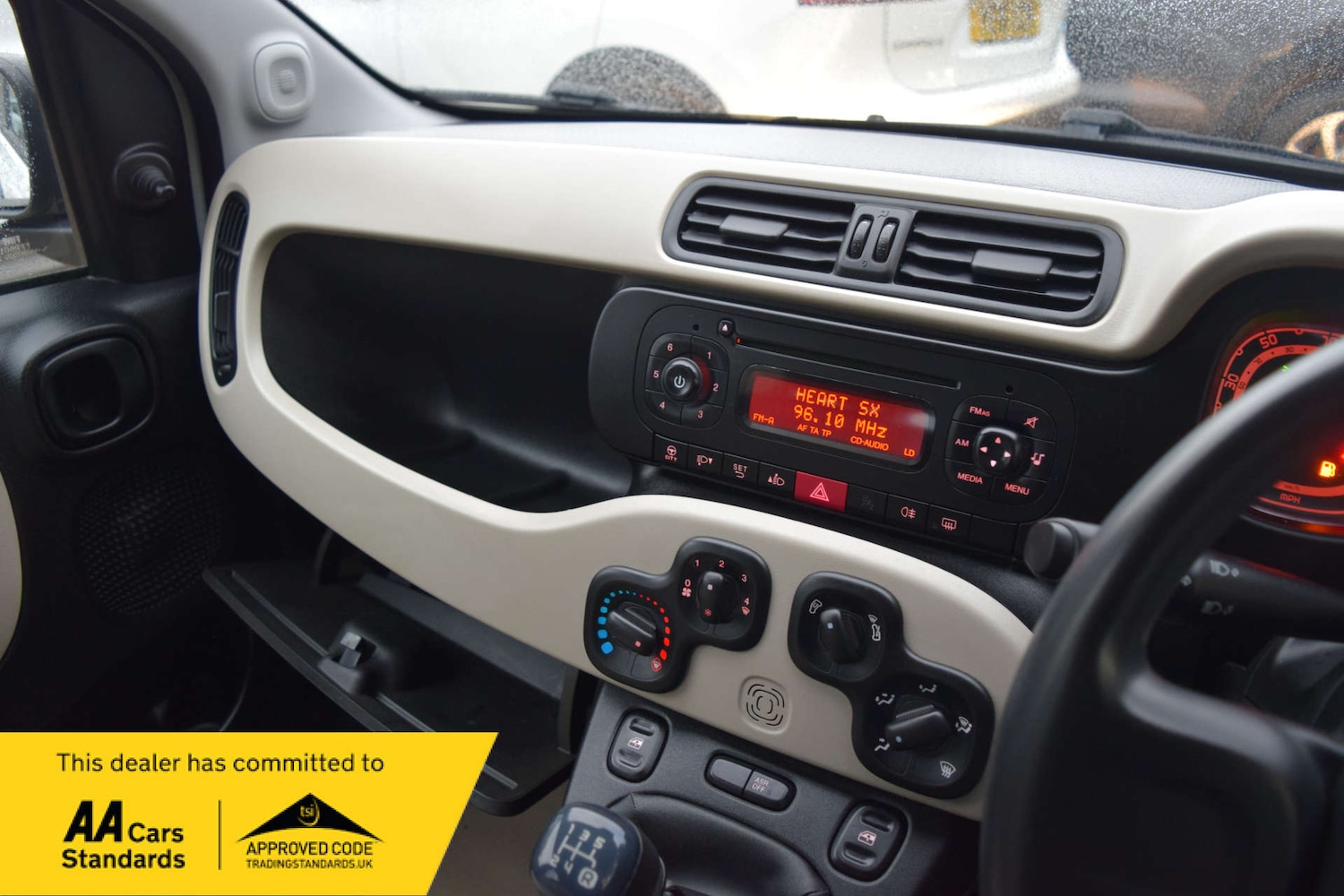 Used Fiat Panda 2015 for sale - 77694638: Photo 50
