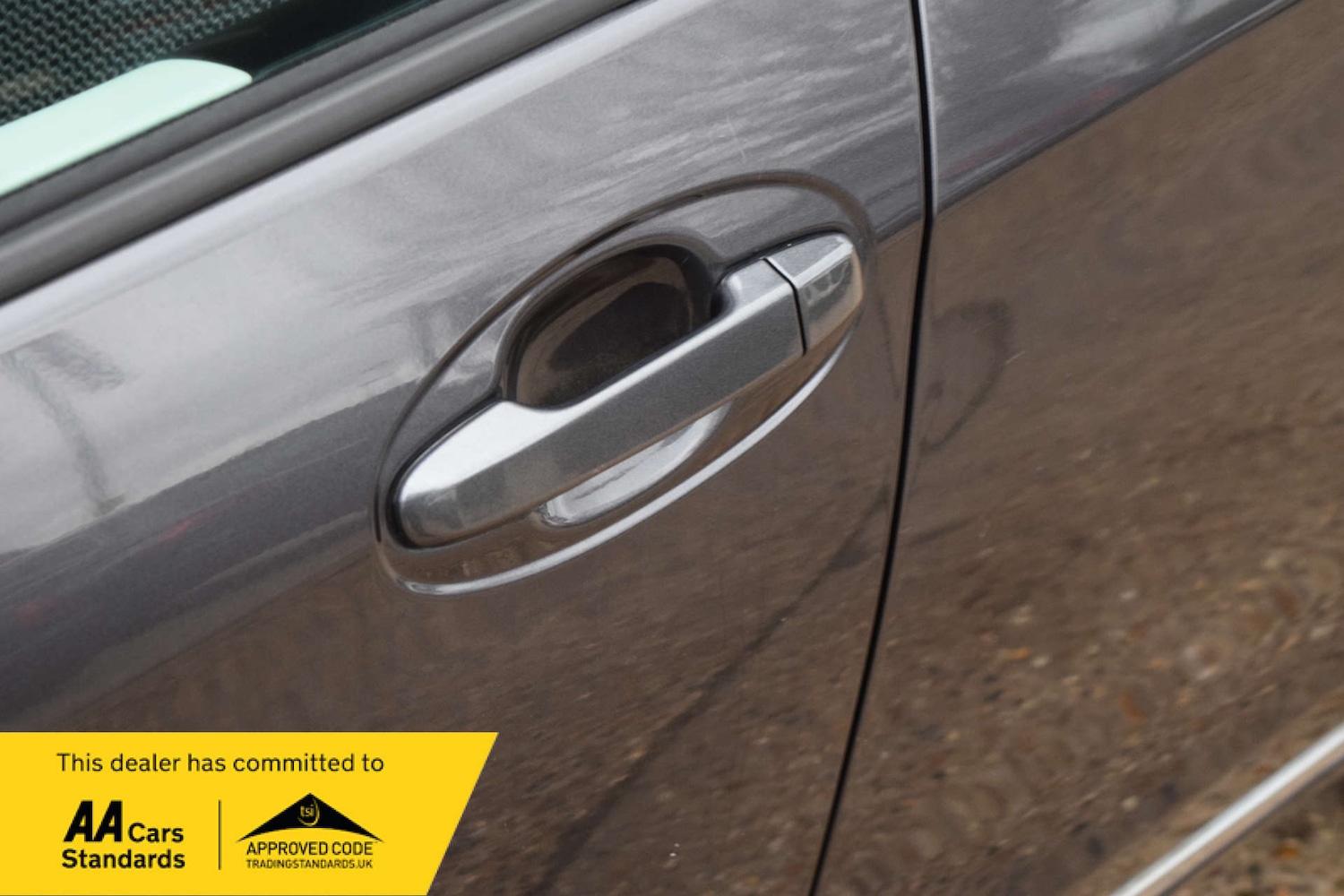 Used Toyota Yaris 2013 for sale - 77682104: Photo 16