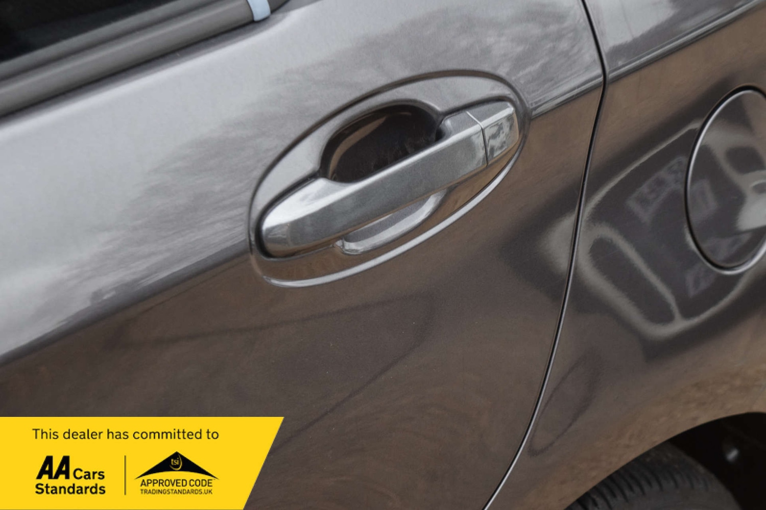 Used Toyota Yaris 2013 for sale - 77682104: Photo 17