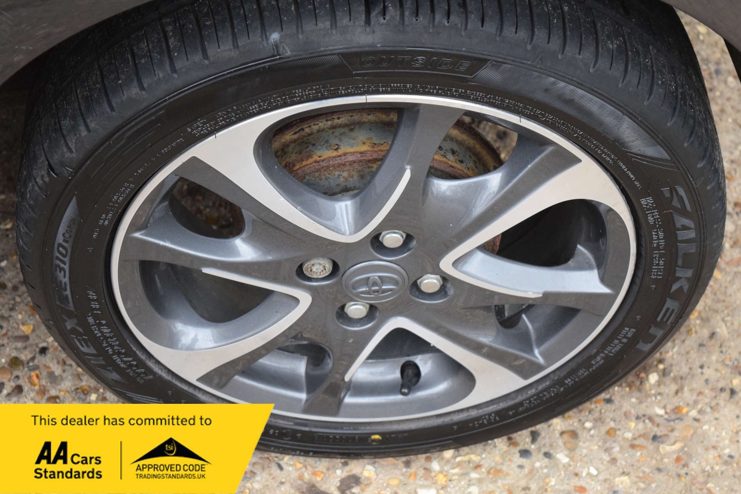 Used Toyota Yaris 2013 for sale - 77682104: Photo 23